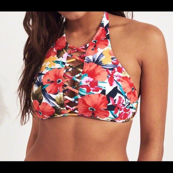 Hollister Swim top and extra cheeky bottoms size L - Picture 3 of 8